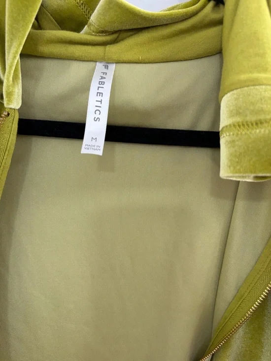 Fabletics Donna Velour Hoodie SZ M Bright Golden Leaf - Picture 4 of 9
